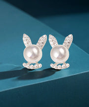 Einfache weiße niedliche Kaninchen-Zirkon- und Perlen-Ohrstecker