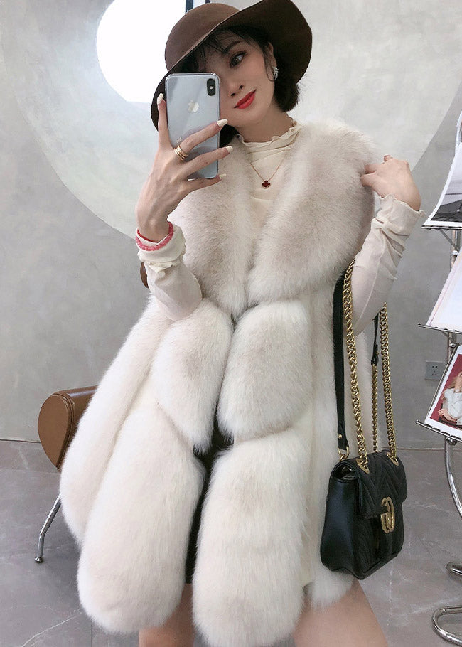 Simple White V Neck Thick Leather And Fur Waistcoat Winter