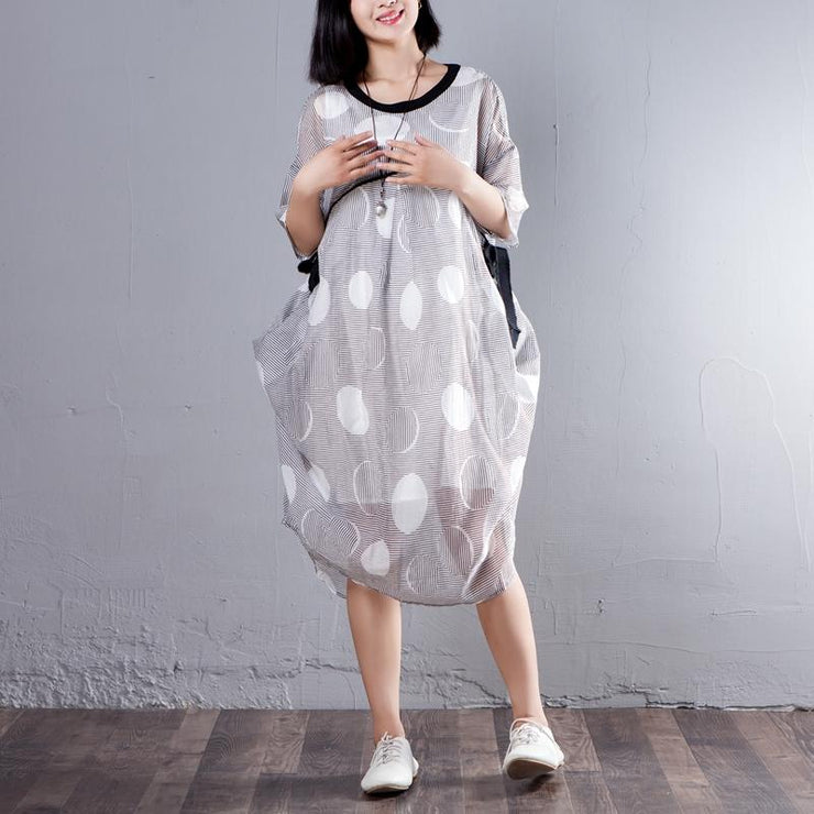 Einfaches Baumwoll-Leinen-Tunika-Kleid, feines, lockeres Freizeitkleid mit halben Ärmeln und Rundhalsausschnitt