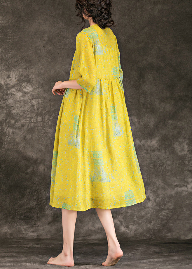 Einfache Chiffon-Kleidung mit V-Ausschnitt und Taille in Übergröße Runway-Gelbdruck, kurzes Kleid Sommer