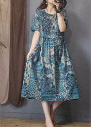 Stil Blaues Leinenkleid mit O-Ausschnitt, Bindebund und kurzen Ärmeln