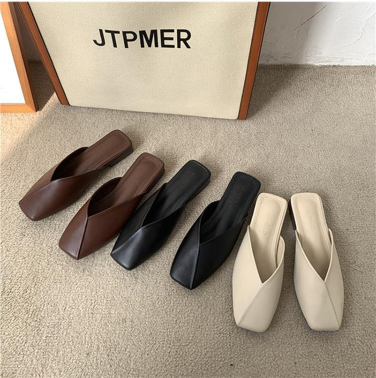 Stylish Chocolate Flat style slippers - SooLinen
