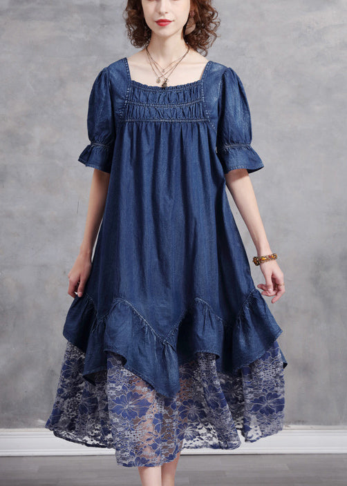 Einzigartiges, blaues, quadratisches Kragen-Patchwork-Spitzen-Baumwoll-Denim-Kleid mit kurzen Ärmeln