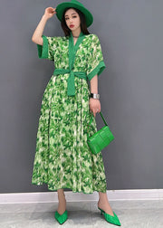 Einzigartige grüne Chiffon-lange Kleider mit V-Ausschnitt und kurzen Ärmeln