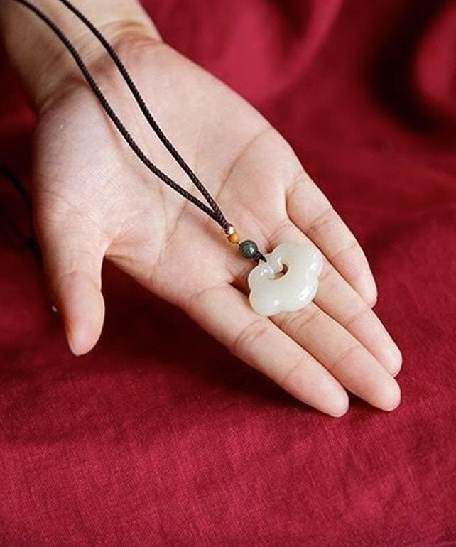 Unique White Hand Knitting Jade Pendant Necklace
