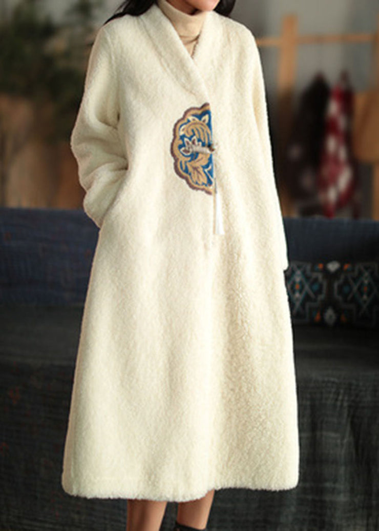 Unique White V Neck Embroidered Patchwork Winter Thick Coats Wool Overcoat