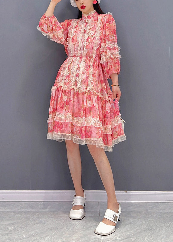 Vogue Red Stehkragen Print Patchwork Spitze gekräuseltes Chiffon-Kleid mit langen Ärmeln