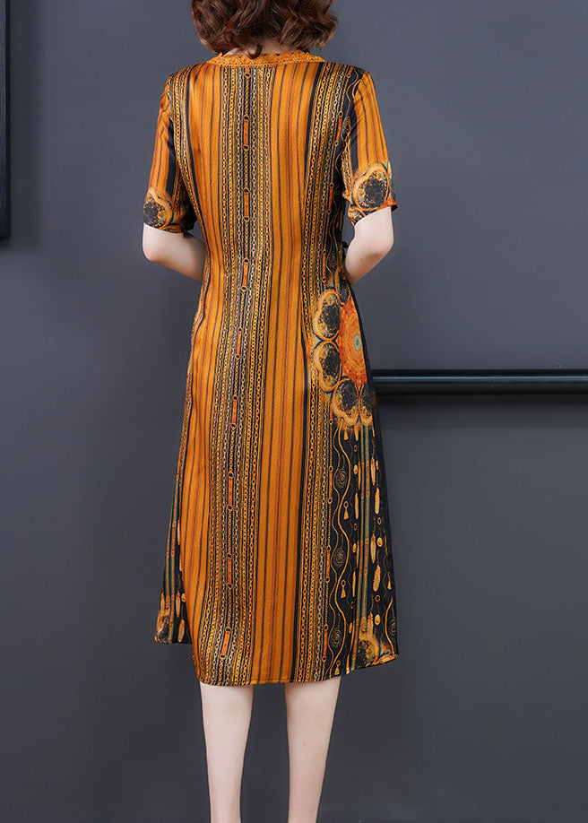Vogue Gelbes V-Ausschnitt Gestreiftes Seidenkleid für Damen mit kurzen Ärmeln