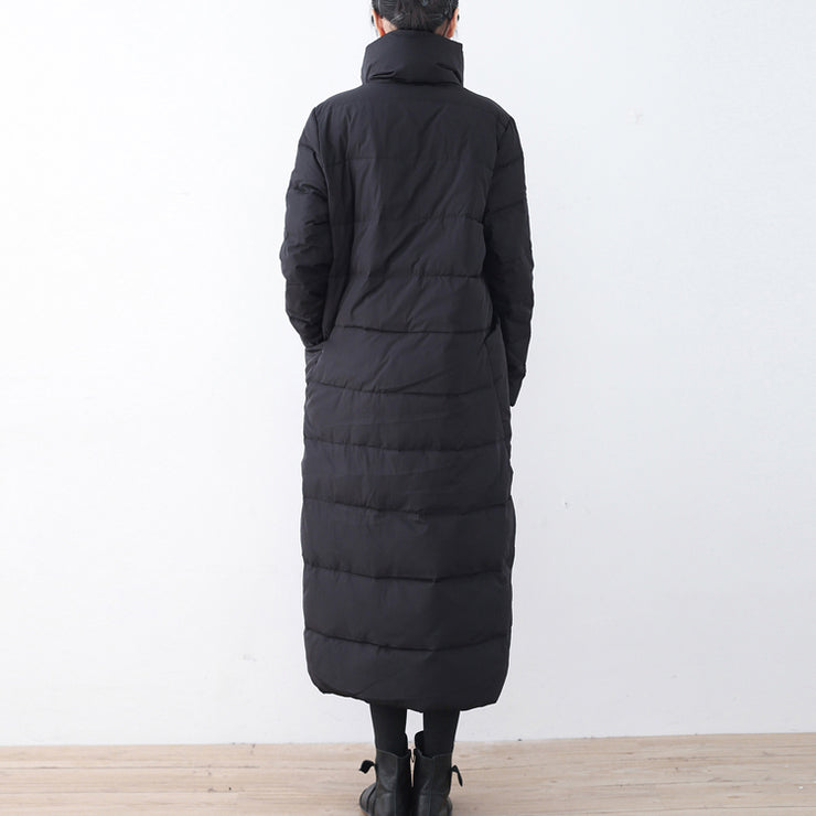 Warme schwarze Puffers Jackets Locker sitzende Daunenjacke Neuer Mantel mit Stehkragen