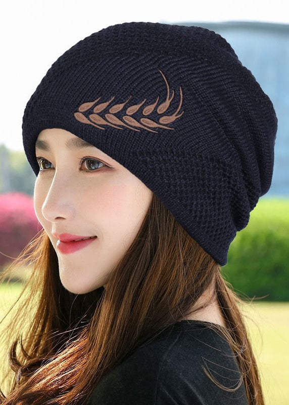 Winter Fashion Versatile Warm Black Embroidered Boonie Hat
