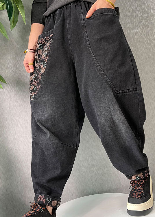 Women Black Embroidered Pockets denim Pants Spring