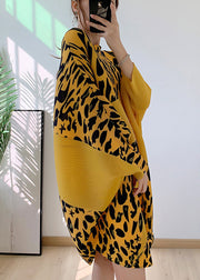 Gelbe asymmetrische Patchwork-Kleider mit Fledermausärmeln und O-Ausschnitt