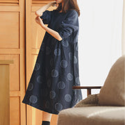 ausgebeultes dunkelblaues gepunktetes Baumwoll-Leinen-Kleid trendige Übergröße O-Ausschnitt Baggy-Kleider Feine langärmlige Kleider