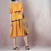 Boutique-gelbe Kleider aus reinem Leinen, übergroßes Leinenkleid, lässiges Kurzarm-Jacquard-Leinenkleid mit O-Ausschnitt