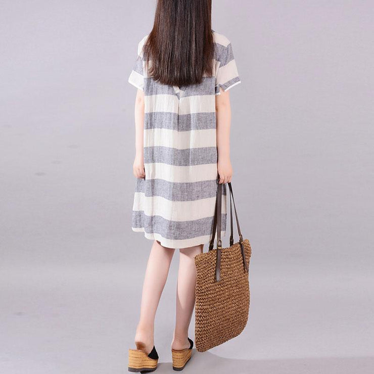 stilvolle lange Leinenkleider plus Größenkleidung Graues Streifen-Kurzarm-beiläufiges Baumwollflachskleid