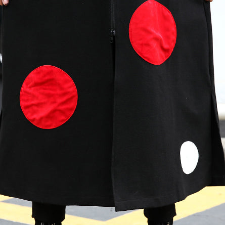 Feiner schwarzer gepunkteter langer Mantel plus Größe Maximantel mit Kapuze Damen seitlich offene Baggy-Mäntel