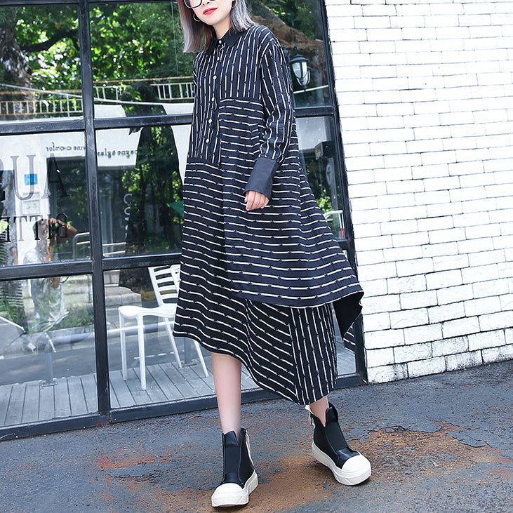 feines schwarz-weiß gestreiftes Herbsthemdkleid plus Größenkleidung Umlegekragen Damen Langarm asymmetrisches Design Hemdkleider
