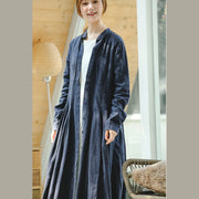 blauer Vintage-Mantel übergroßer langer Mantel mit Stehkragen Vintage-Mantel mit langen Ärmeln und großem Saum