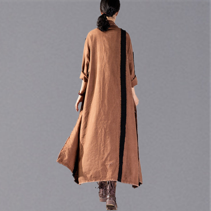 Khakifarbener langer Mantel der Frauen Locker sitzende Patchwork-Taschen outwear Neue lange Mäntel mit Umlegekragen
